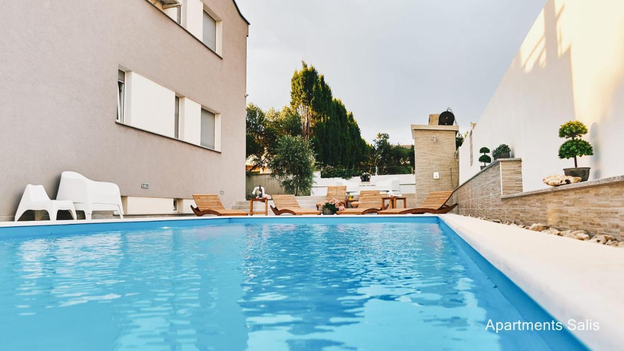 ורסי Salis Apartments מראה חיצוני תמונה