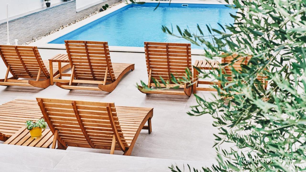 ורסי Salis Apartments מראה חיצוני תמונה